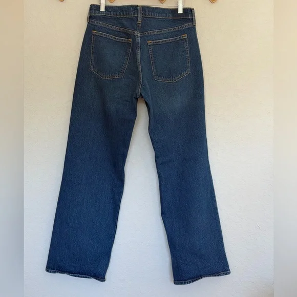 Abercrombie & Fitch Low Rise Baggy Jean Size 28 Short
NWOT - Picture 3 of 4